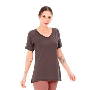 CAMISETA ALONGADA DICORPO COM FENDA NAS LATERAIS E PROTEÇÃO UV 