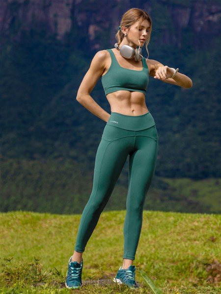 Legging Recortada com Bolsos Cós Alto Duplo Alta Compressão 02179