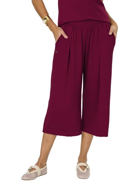 Calça Pantacourt com Bolsos 08495
