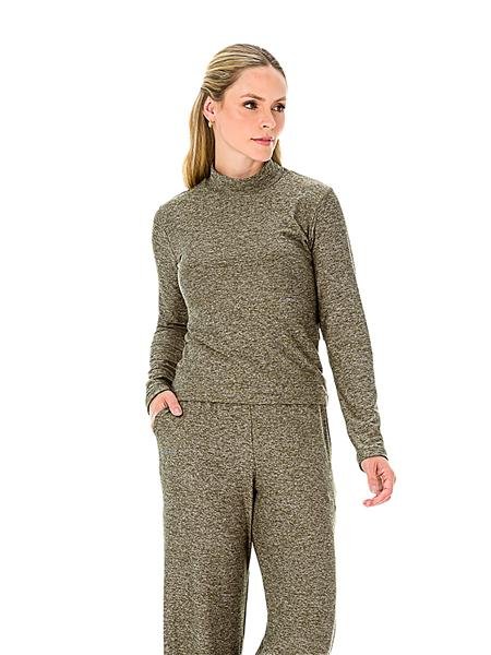 Blusa Básica Gola Alta em Tricô Flanelado com Avesso Peluciado – DiCorpo  12704