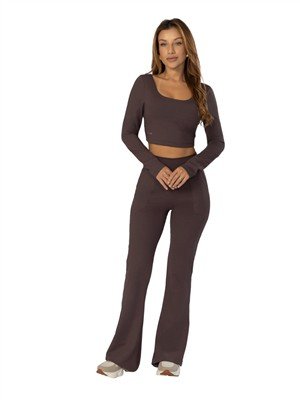 Calça Flare Com Bolsos e Cós Alto Duplo Alta Compressão 