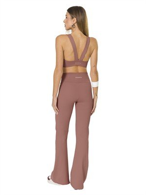 Calça Flare com Cós Alto Duplo e Zero Transparência 