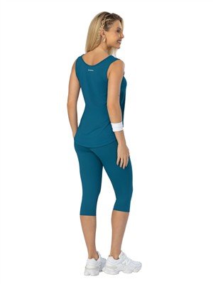 Regata com Decote U e Lateral Transpassada e Modelagem Mullet 