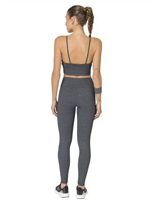 Regata Cropped Justa e com Alças Finas 