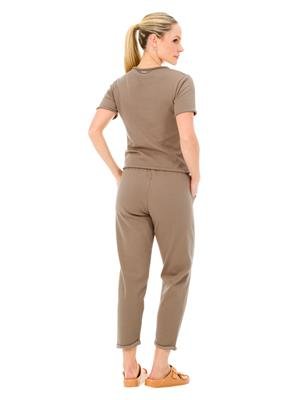 Calça Capri de Malha com Bolsos  