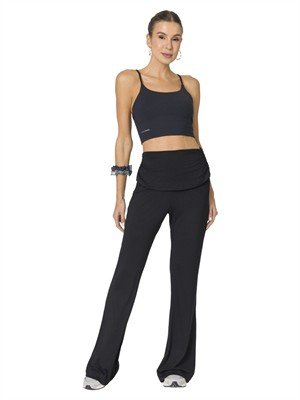 Calça Flare com Cós Franzido Dobrado 