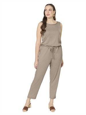 Macacão Regata Capri com Bolsos 