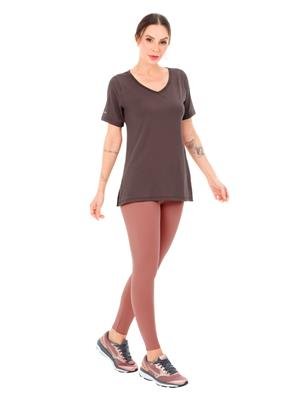 CAMISETA ALONGADA DICORPO COM FENDA NAS LATERAIS E PROTEÇÃO UV 