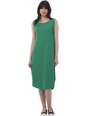 VESTIDO MIDI DICORPO COM DECOTE CANOA 