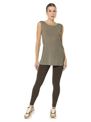 Veste Legging Regata com Decote Redondo e Textura Furadinha 