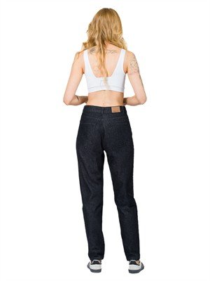 Calça Jeans Mom com Bolsos 