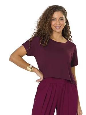 Camiseta Ampla Encurtada 